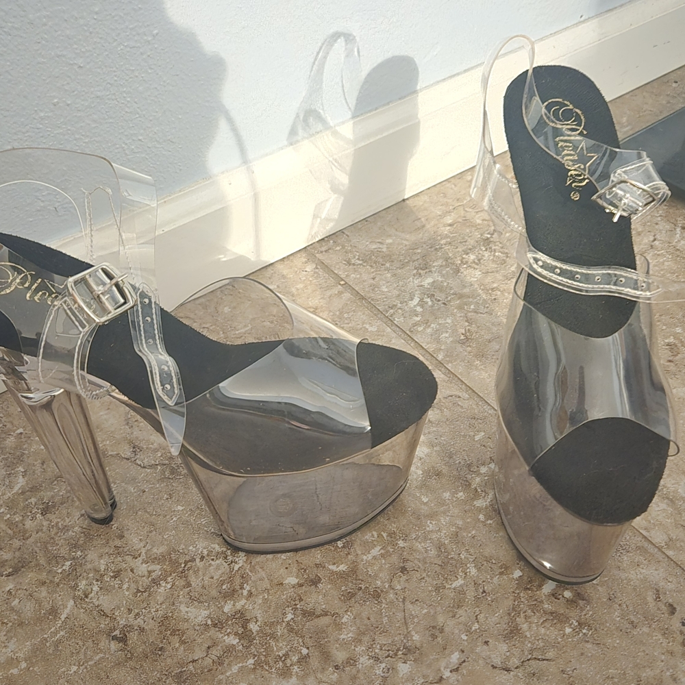 Pleaser Women's 7inch Transparent Platform Sandals
